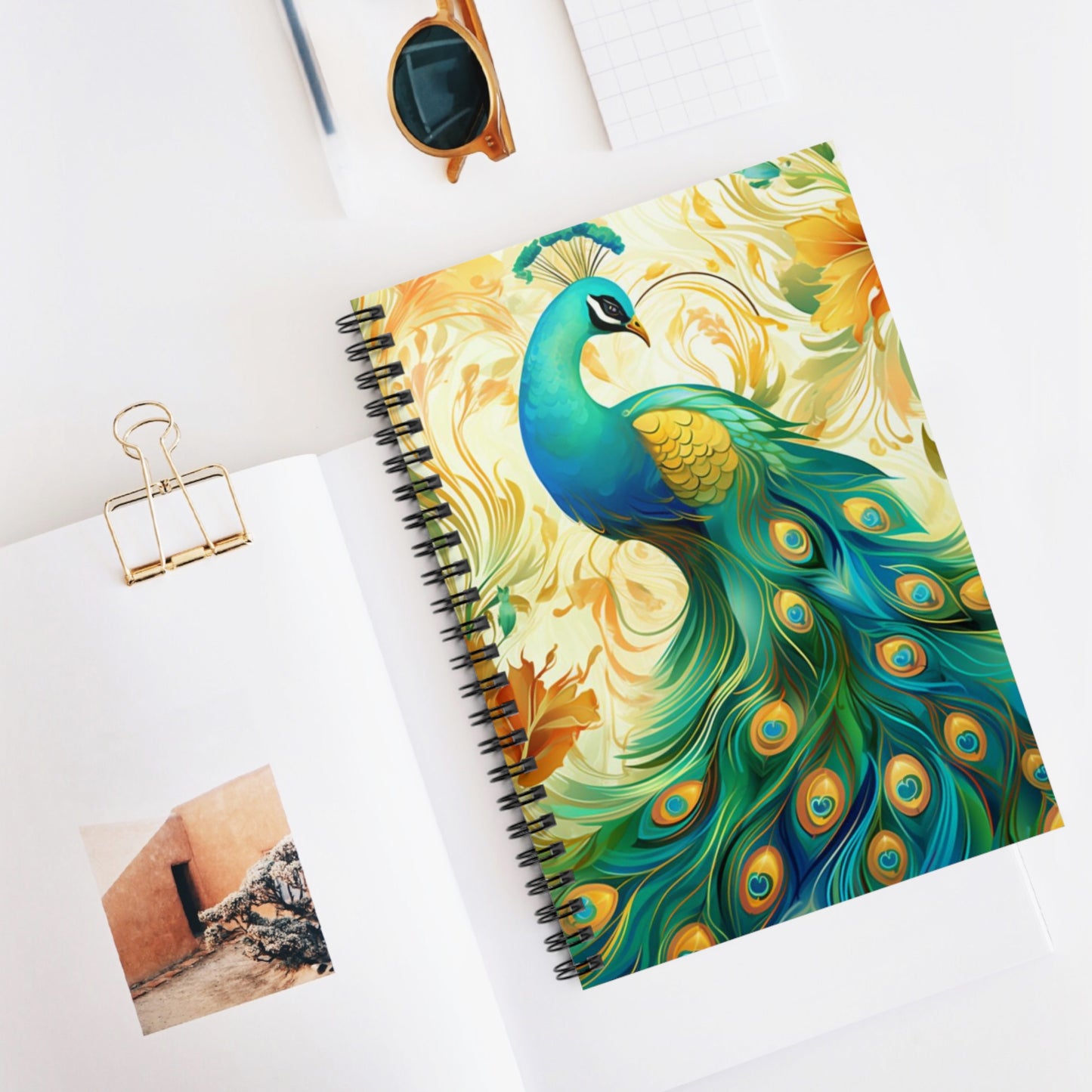 Majestic Peacock: Vibrant Design Spiral Journal